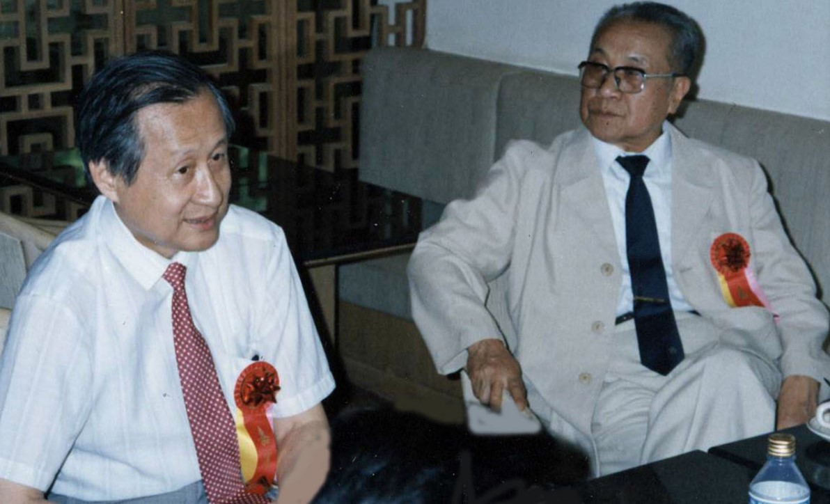 中国经济体制求正规英国365网址_be365经常登不上_beat365亚洲版登录基金会高尚全：追思安志文同志